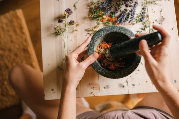 中成药与自行煎药：功效差异大揭秘  第1张