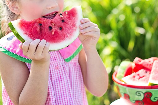 孕妇能吃西瓜吗_孕妇吃西瓜的好处_孕妇吃西瓜会流产吗_食谱_注意事项  第2张