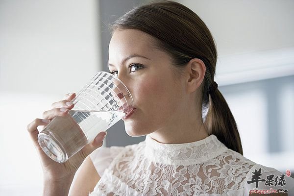 炎热夏季多喝水 这样喝水才健康  第4张