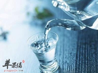 夏天喝水需要注意几个事项  第4张