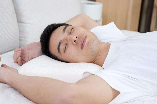 夏季男性全裸睡眠的好处有哪些  第3张