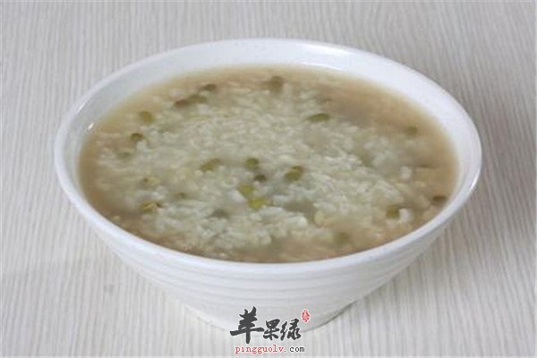 芒种节气吃什么 黄瓜和绿豆粥  第2张