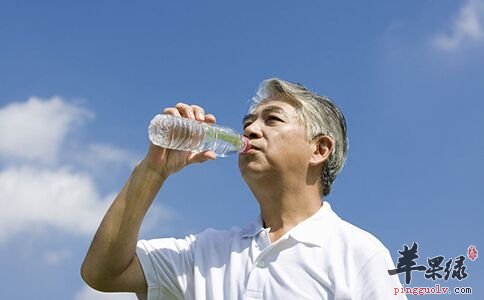 夏季健康喝水很重要 注意喝水的原则