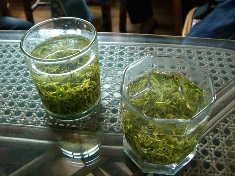 例假喝茶叶水好吗